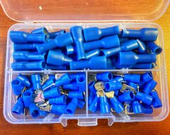 100 parça tam izoleli dışı ve erkek terminal seti 0,5-6 mm2 kablo pabucu Kirmizi (0.5-1.5 mm2)